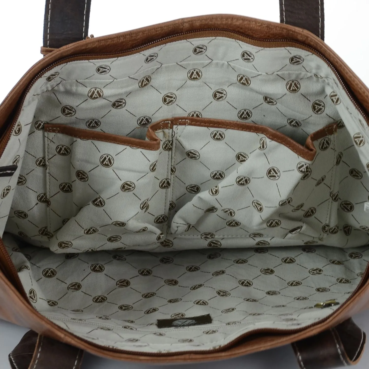 PR14571-Andrew-Philips-Westbridge-Two-Tone-Leather-Tote.webp PR14571 Andrew Philips Westbridge Two Tone Leather Tote