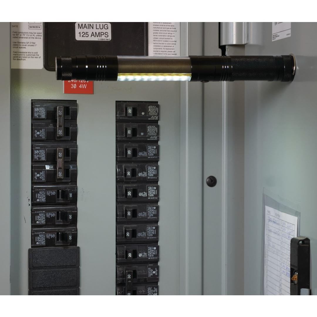 PR13911-Telescopic-Magnetic-COB-LED-Flashlight-wSidelight.jpg PR13911 Telescopic Magnetic COB LED Flashlight wSidelight
