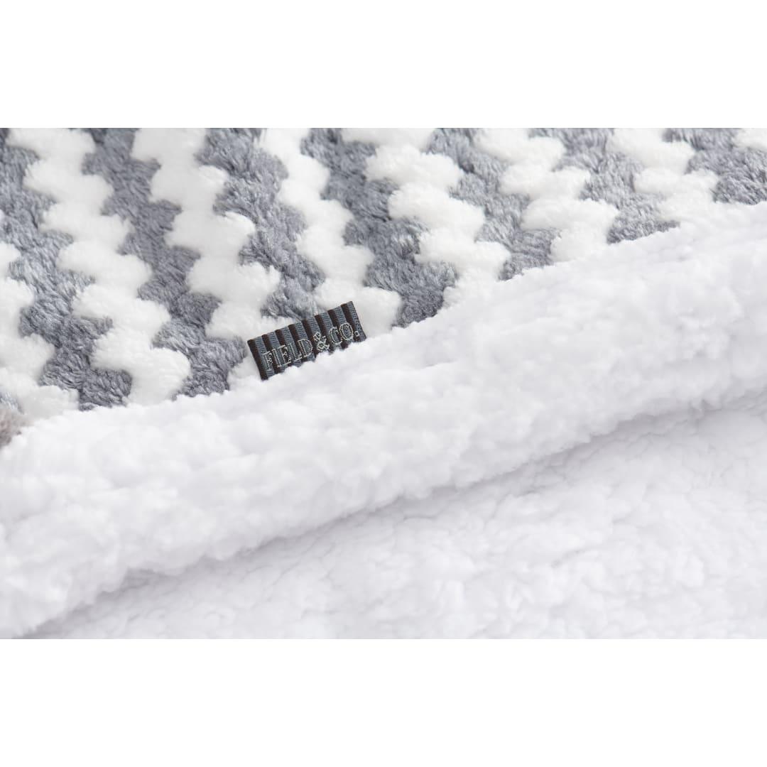 PR20159-Field-Co.-Chevron-Striped-Sherpa-Blanket.jpg PR20159 Field Co. Chevron Striped Sherpa Blanket